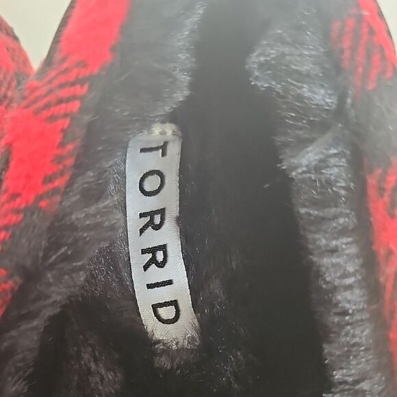 Torrid Red and Black Checkered Moccasin Slippers - Picture 6 of 16